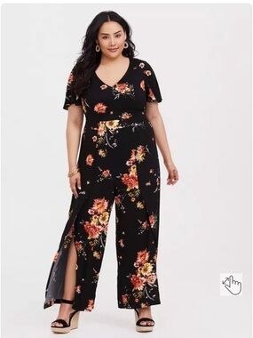 EUC torrid Black Floral Challis Tulip Leg Jumpsuit - Size 3